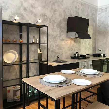 Hubhouse 1 Plebiscito Apartment Catania